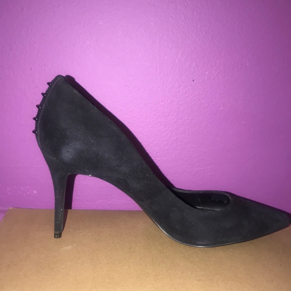 Kendal & Kylie Black Heels